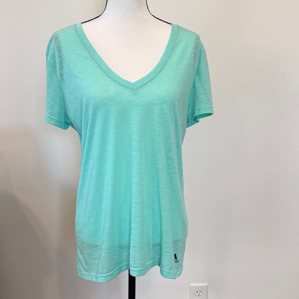 Adidas Climalite V-Neck Shirt in Seafoam Green Size Large